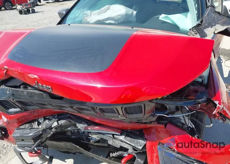 2021 Jeep Compass Trailhawk 4X4 из США, поврежденный, VIN 3C4NJDDB5MT591117